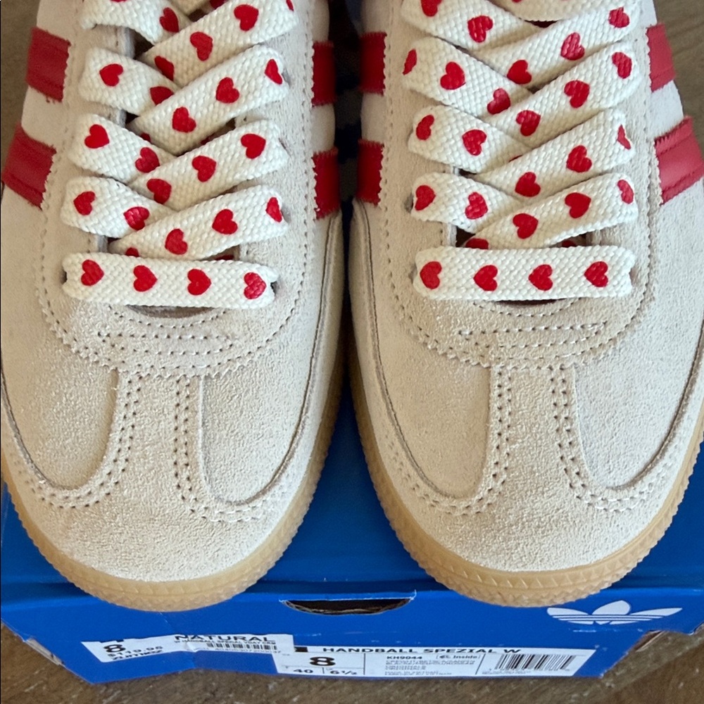 Adidas women spezial Valentine’s Day style - Picture 4 of 7